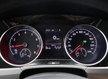 Volkswagen - Touran