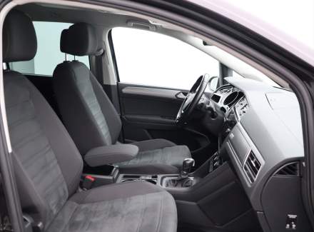 Volkswagen - Touran
