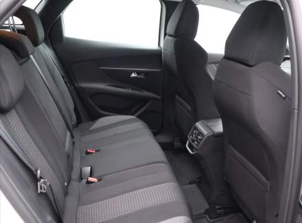Peugeot - 3008