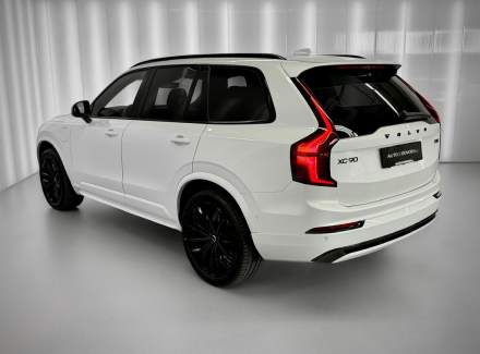 Volvo - XC90