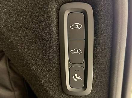 Volvo - XC90