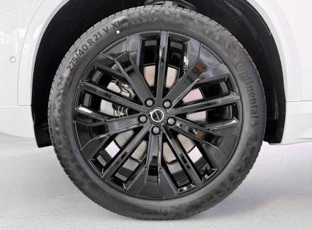 Volvo - XC90