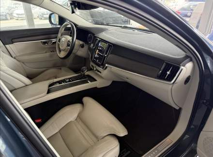 Volvo - V90