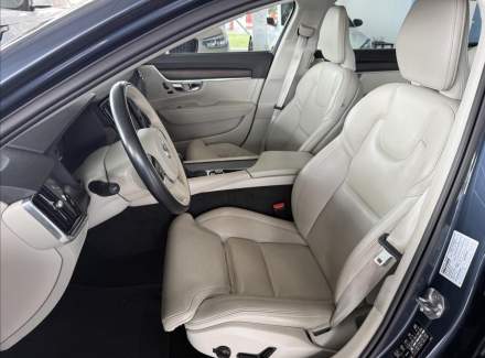 Volvo - V90