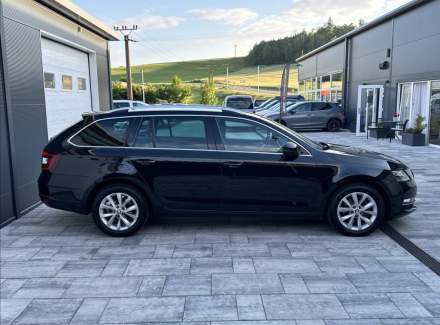 Škoda - Octavia