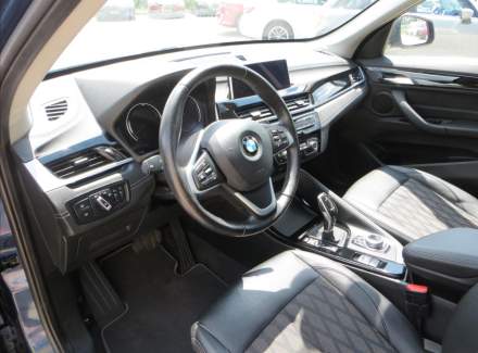 BMW - X1