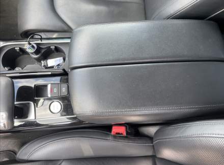 Audi - A8