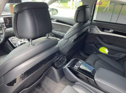 Audi - A8