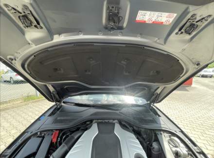 Audi - A8