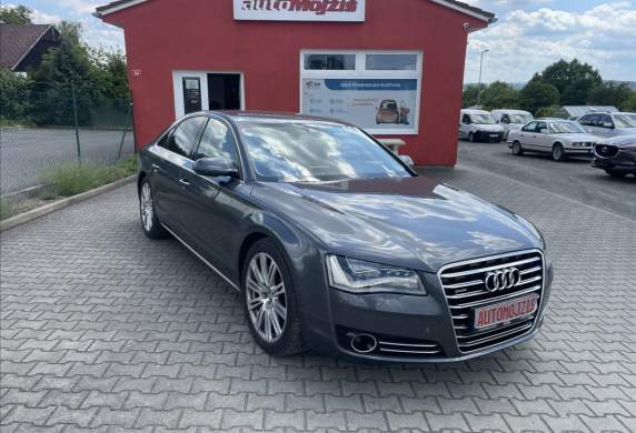 Audi - A8