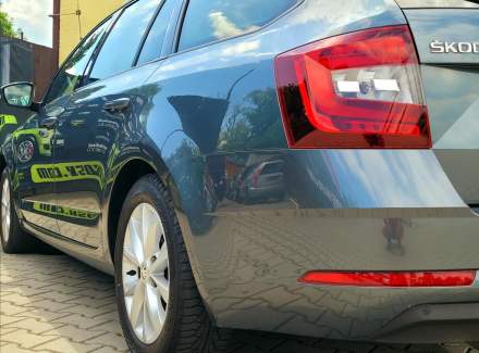 Škoda - Octavia