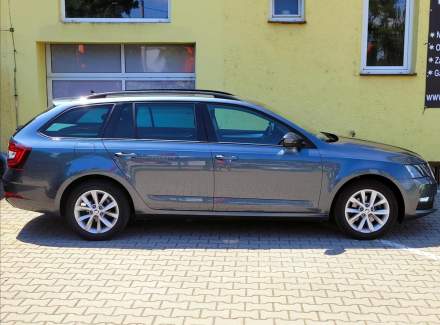 Škoda - Octavia