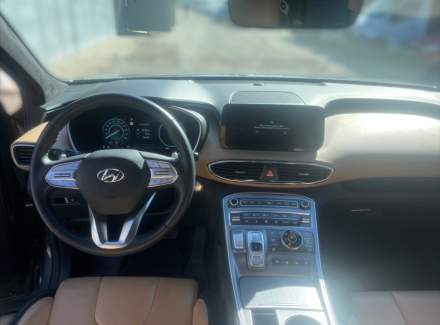 Hyundai - Santa FE