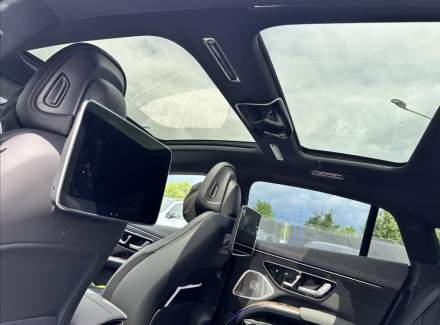 Mercedes-Benz - EQS