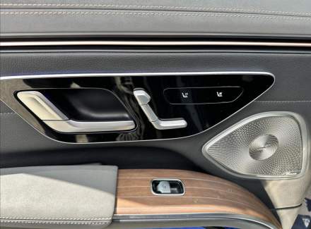 Mercedes-Benz - EQS