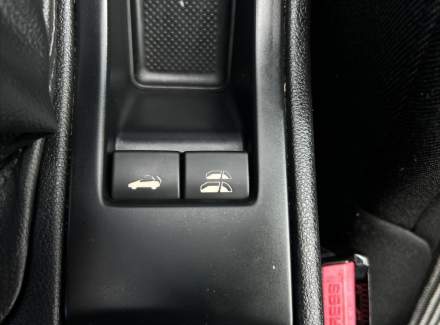 Peugeot - 308