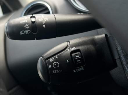 Peugeot - 308