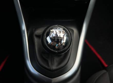Peugeot - 308
