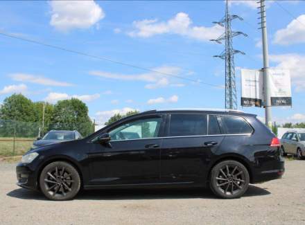 Volkswagen - Golf