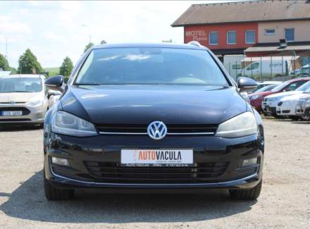 Volkswagen - Golf