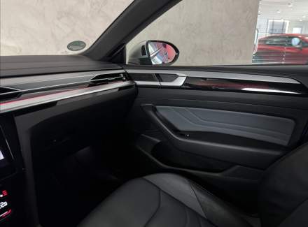 Volkswagen - Arteon