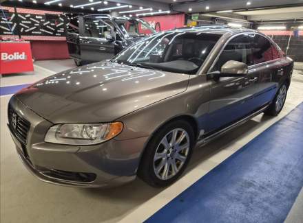 Volvo - S80