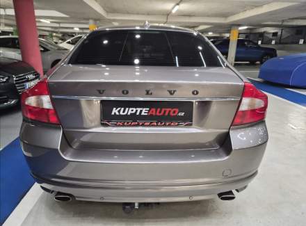 Volvo - S80