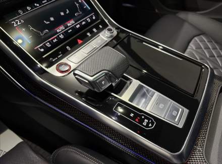 Audi - SQ7