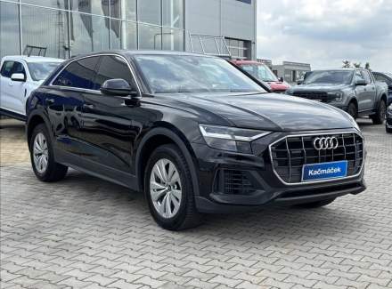 Audi - Q8
