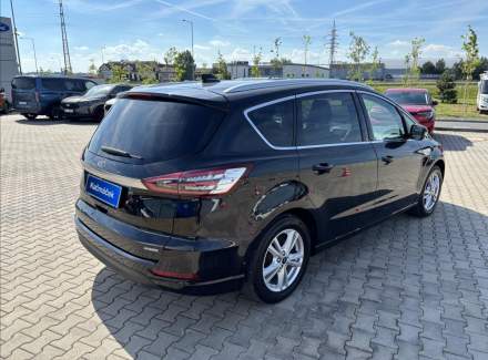 Ford - S-MAX