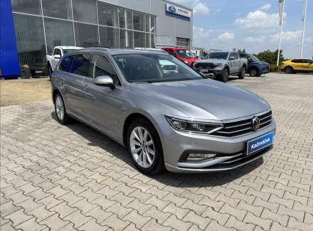 Volkswagen - Passat