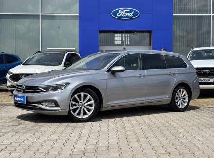 Volkswagen - Passat