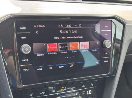 Volkswagen - Passat