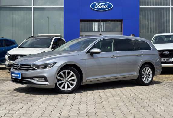 Volkswagen - Passat