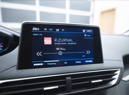 Peugeot - 5008