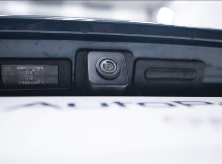Peugeot - 5008