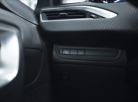 Peugeot - 2008
