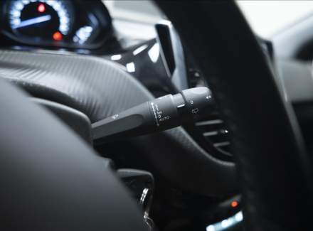 Peugeot - 2008