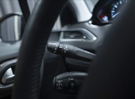 Peugeot - 2008
