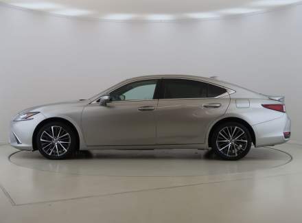 Lexus - ES