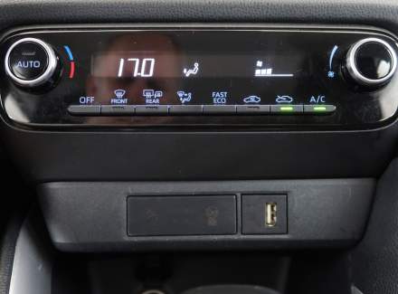 Toyota - Yaris