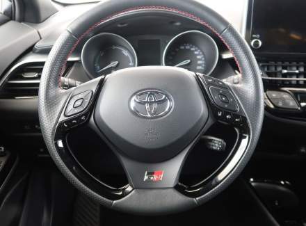 Toyota - C-HR