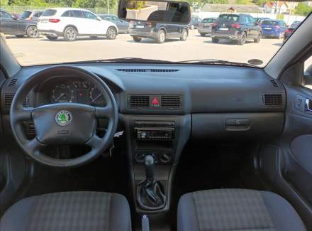 Škoda - Octavia