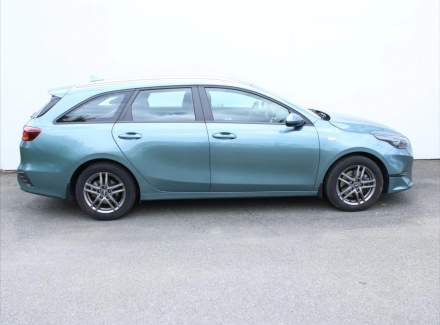 Kia - Cee'd
