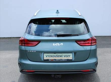 Kia - Cee'd