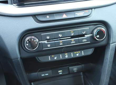 Kia - Cee'd