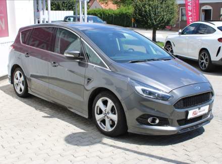 Ford - S-MAX