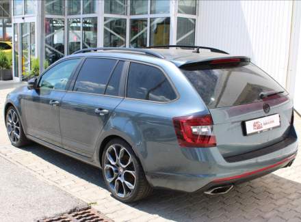 Škoda - Octavia