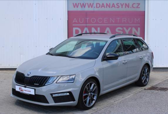 Škoda - Octavia