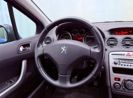 Peugeot - 308